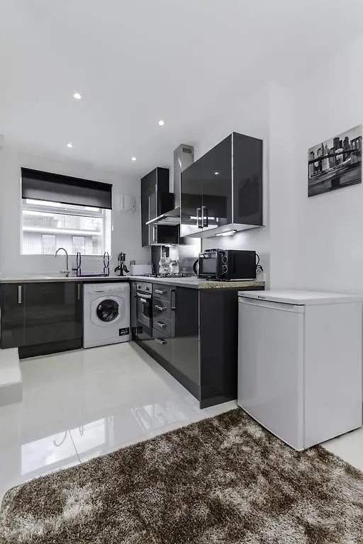City Gate Serviced Apartments لندن