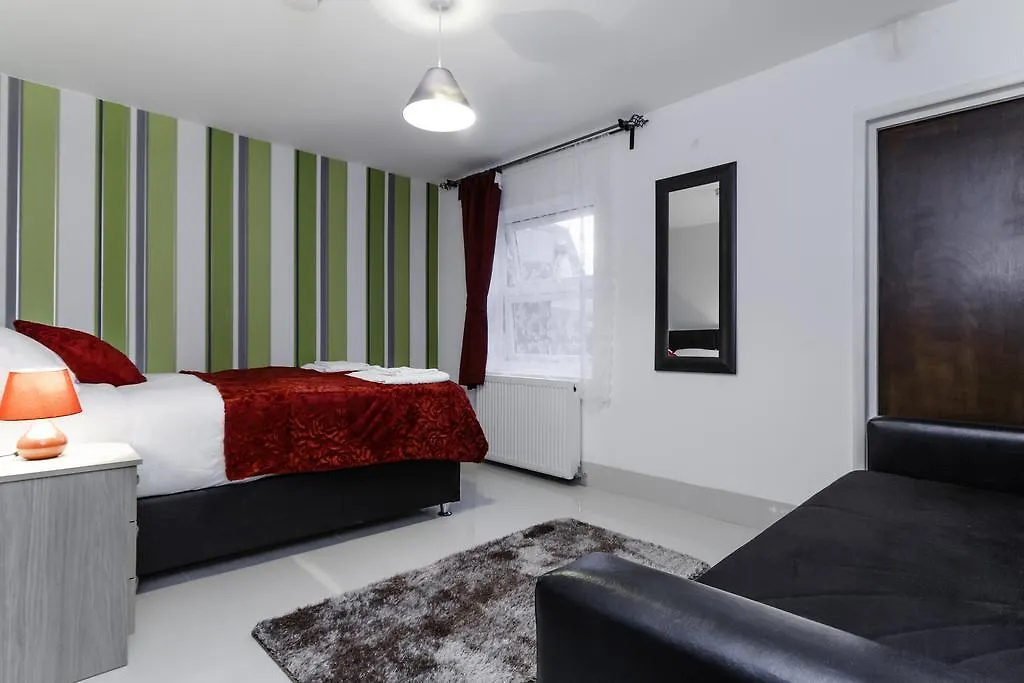 City Gate Serviced Apartments لندن