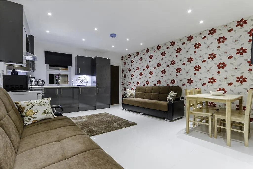 City Gate Serviced Apartments لندن