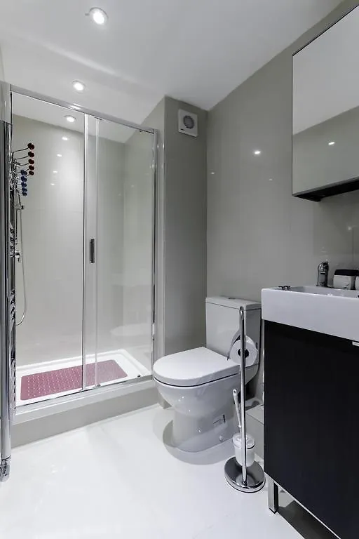 City Gate Serviced Apartments لندن