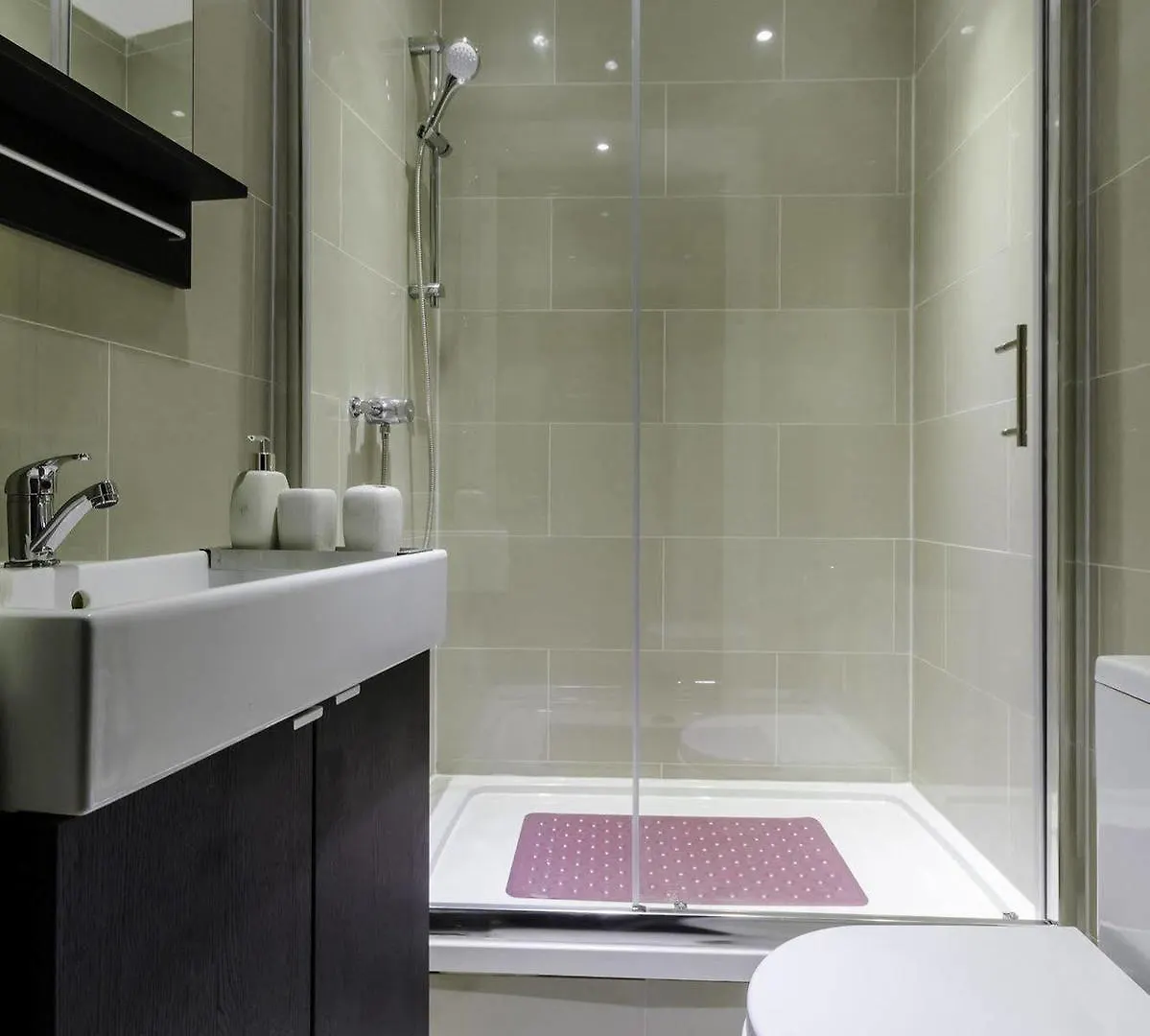 City Gate Serviced Apartments London United Kingdom